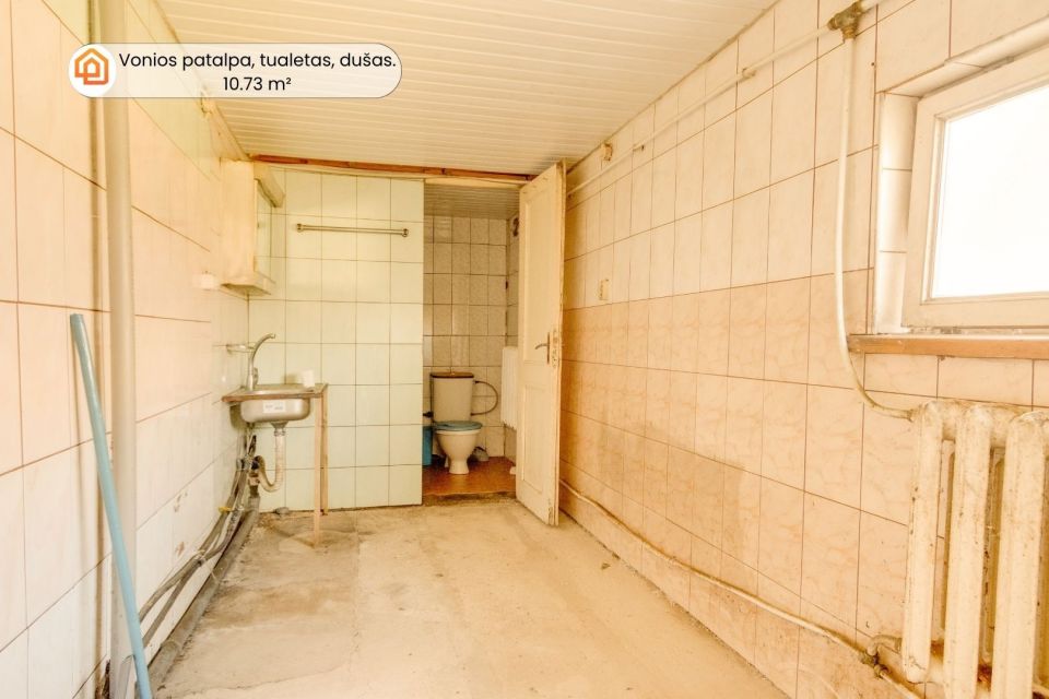 Parduodamas gyvenamasis namas, &scaron;alia Vievio miesto, Balceri&scaron;kių k., Kauno g. 79.
