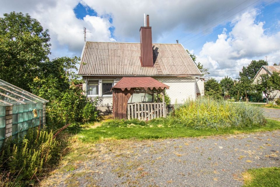 Parduodamas gyvenamasis namas Skuodo r., Lenkimų miestelyje, S. Daukanto gatvėje, su 30 arų žemės sklypu