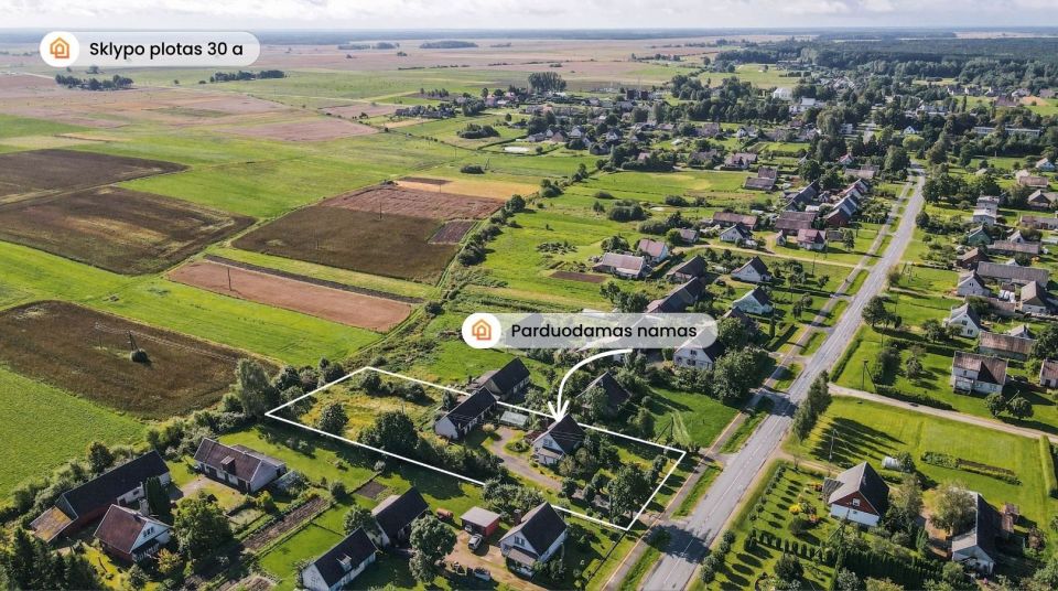 Parduodamas gyvenamasis namas Skuodo r., Lenkimų miestelyje, S. Daukanto gatvėje, su 30 arų žemės sklypu