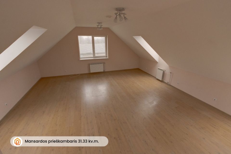Parduodamas gyvenamasis namas su 55 arų namų valdos sklypu, adresu Atgimimo g., Teleičių k., Kauno rajonas.