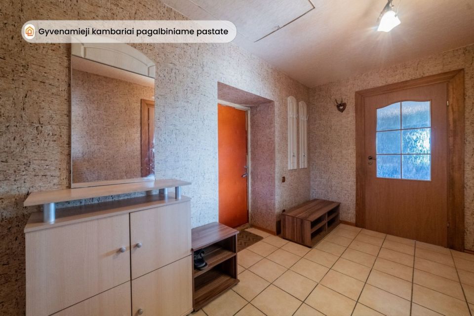 Parduodamas gyvenamasis namas su pirtimi ir pagalbiniais pastatais Šiaurės g. 18, Mažeikiuose