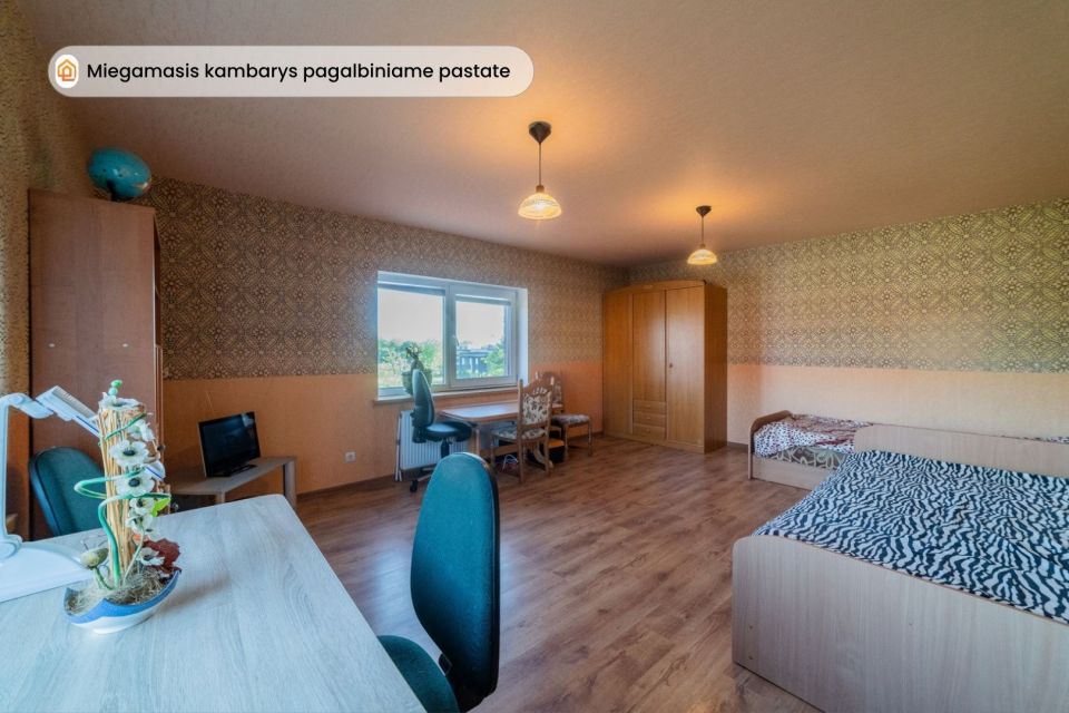 Parduodamas gyvenamasis namas su pirtimi ir pagalbiniais pastatais Šiaurės g. 18, Mažeikiuose
