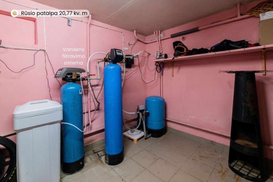 Parduodamas išskirtinio išplanavimo, kokybiškomis medžiagomis įrengtas namas Noreikių k., Šiaulių r.