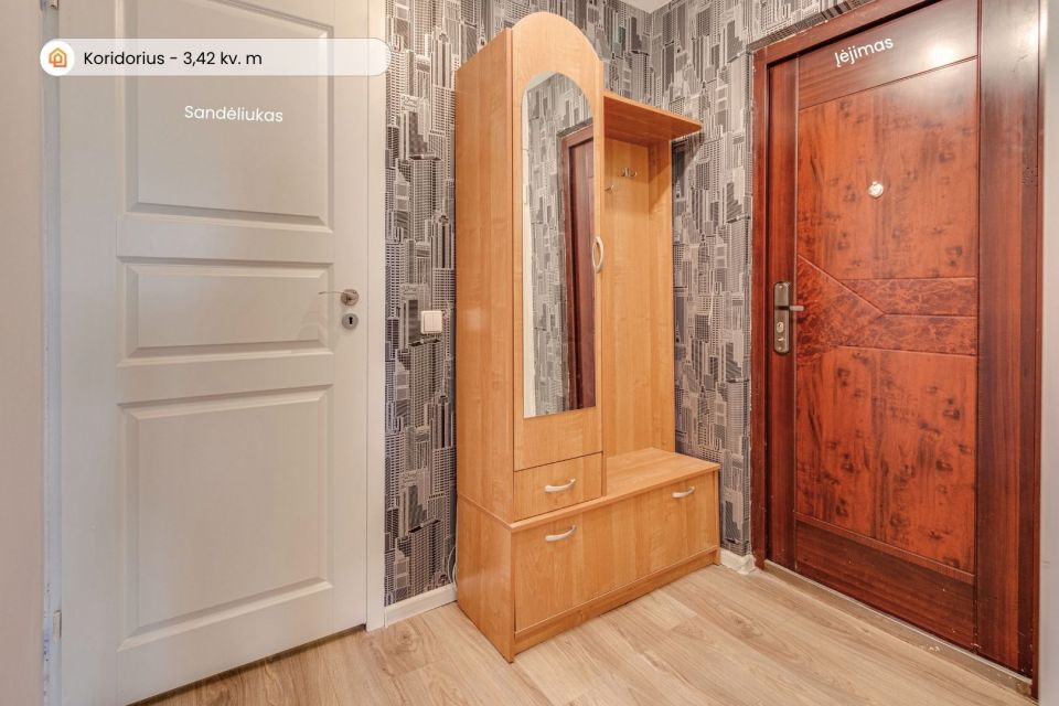 Parduodamas itin erdvus 3 kambarių butas &Scaron;iauliuose, Lyros g., pro kurio langus atsiveria plati miesto panorama!