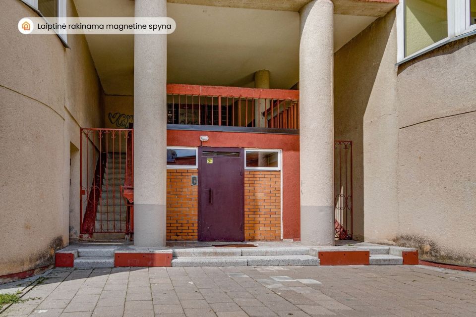 Parduodamas itin erdvus 3 kambarių butas &Scaron;iauliuose, Lyros g., pro kurio langus atsiveria plati miesto panorama!