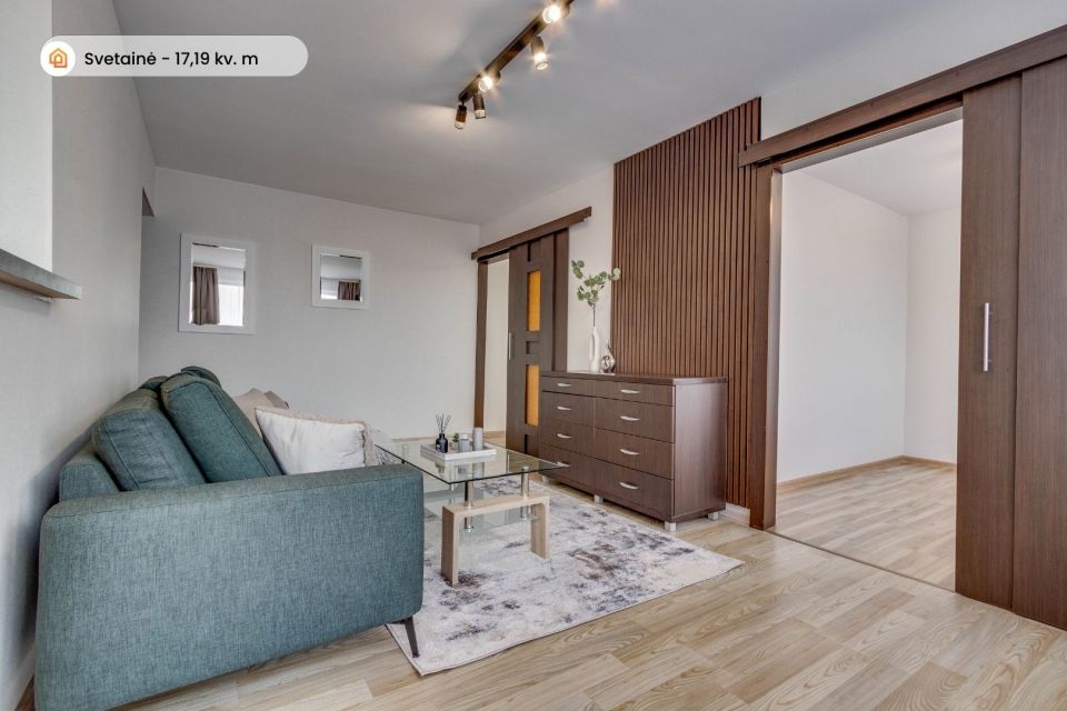Parduodamas jaukus 3 kambarių butas miesto centre Šiauliuose, Dubijos g. 31.