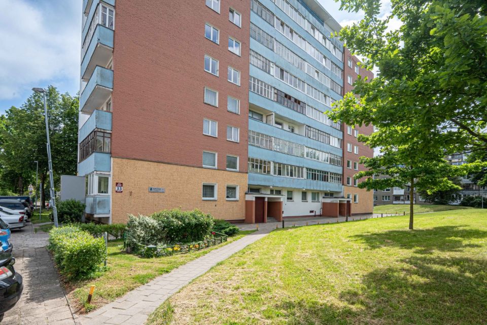 Parduodamas jaukus, šviesus ir tvarkingas 1 kambario butas Baltijos pr. 33, Klaipėdoje.