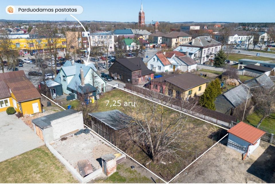 Parduodamas komercinės paskirties pastatas su 7,25 arų žemės sklypu, Kelmės miesto centre Vytauto Didžiojo g.