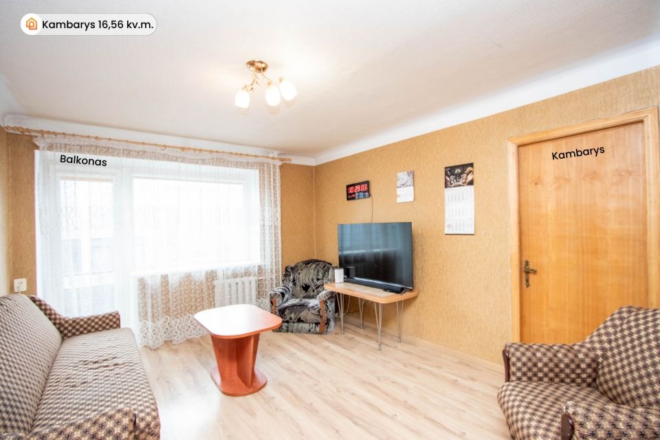 Parduodamas miesto centre 2 kambarių butas Vasario 16-osios g. 31, Šiauliuose