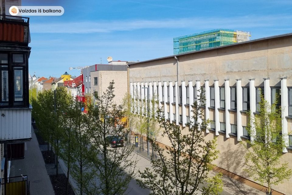 Parduodamas miesto centre 2 kambarių butas Vasario 16-osios g. 31, Šiauliuose