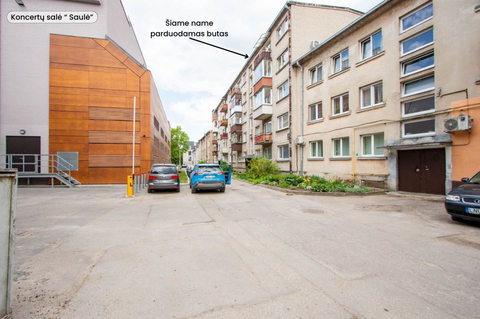 Parduodamas miesto centre 2 kambarių butas Vasario 16-osios g. 31, Šiauliuose