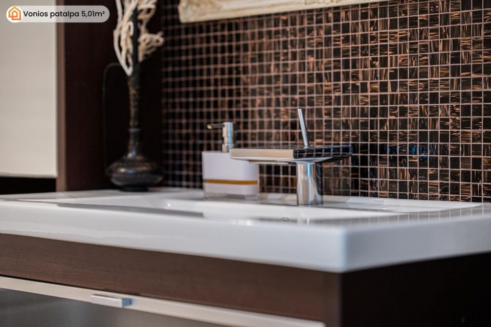 Parduodamas modernus 66,92 m&sup2; ploto, 3 kambarių butas strategi&scaron;koje Klaipėdos vietoje, Birutės g. 22,  &scaron;alia prekybos centro &bdquo;Akropolis"