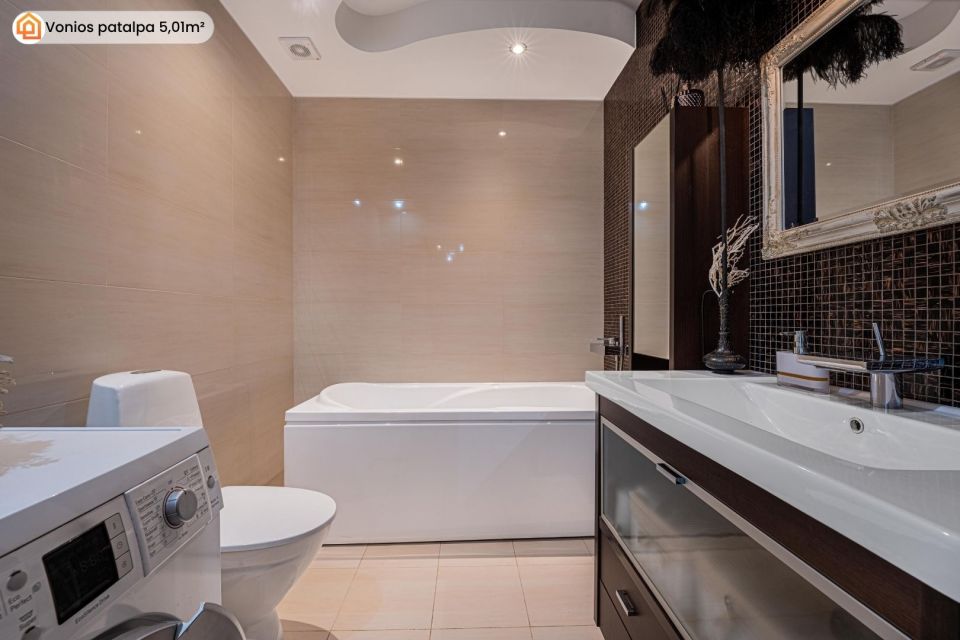 Parduodamas modernus 66,92 m&sup2; ploto, 3 kambarių butas strategi&scaron;koje Klaipėdos vietoje, Birutės g. 22,  &scaron;alia prekybos centro &bdquo;Akropolis"