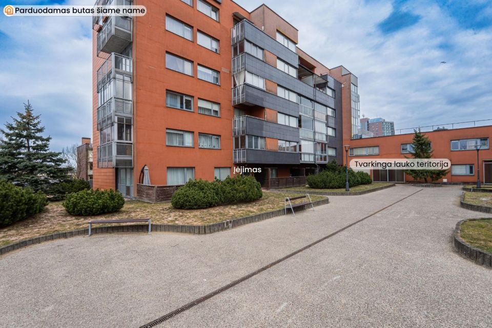 Parduodamas modernus 66,92 m&sup2; ploto, 3 kambarių butas strategi&scaron;koje Klaipėdos vietoje, Birutės g. 22,  &scaron;alia prekybos centro &bdquo;Akropolis"