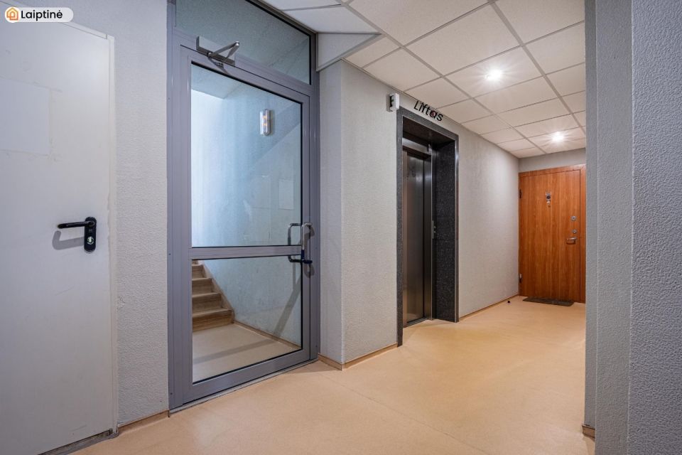 Parduodamas modernus 66,92 m&sup2; ploto, 3 kambarių butas strategi&scaron;koje Klaipėdos vietoje, Birutės g. 22,  &scaron;alia prekybos centro &bdquo;Akropolis"