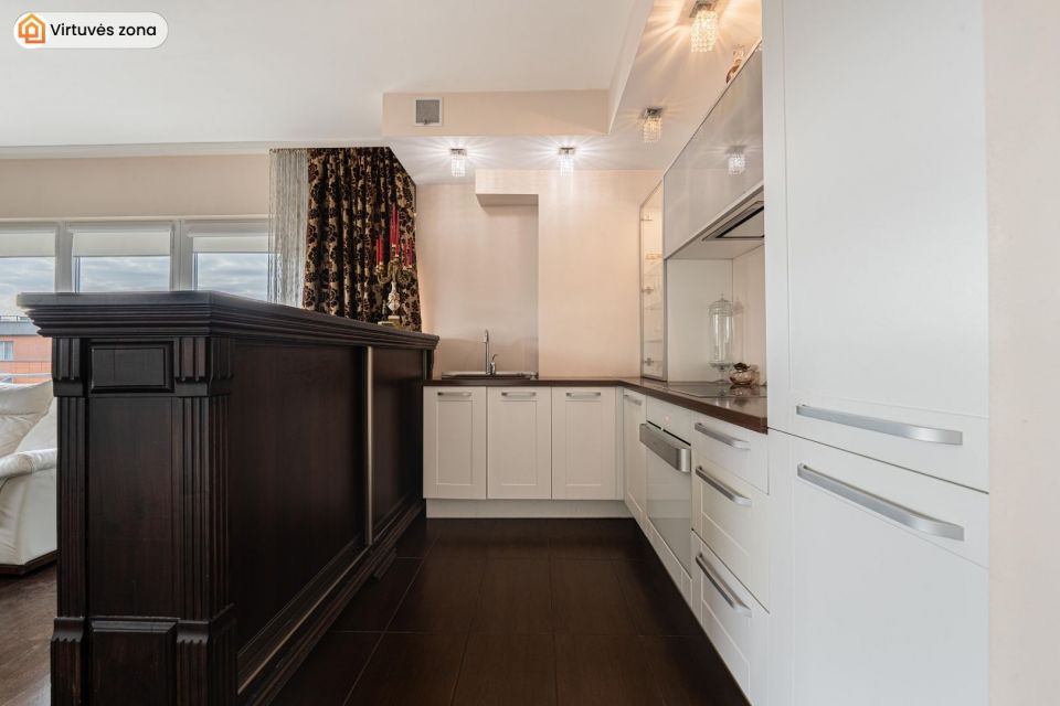 Parduodamas modernus 66,92 m&sup2; ploto, 3 kambarių butas strategi&scaron;koje Klaipėdos vietoje, Birutės g. 22,  &scaron;alia prekybos centro &bdquo;Akropolis"