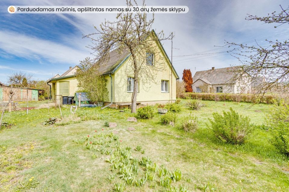 Parduodamas mūrinis, ap&scaron;iltintas namas su 30 arų žemės sklypu Mažeikių r., Palnosų k.