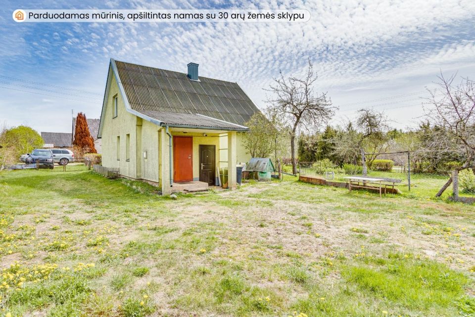 Parduodamas mūrinis, ap&scaron;iltintas namas su 30 arų žemės sklypu Mažeikių r., Palnosų k.