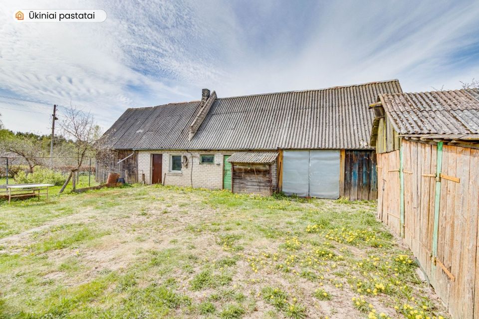 Parduodamas mūrinis, ap&scaron;iltintas namas su 30 arų žemės sklypu Mažeikių r., Palnosų k.
