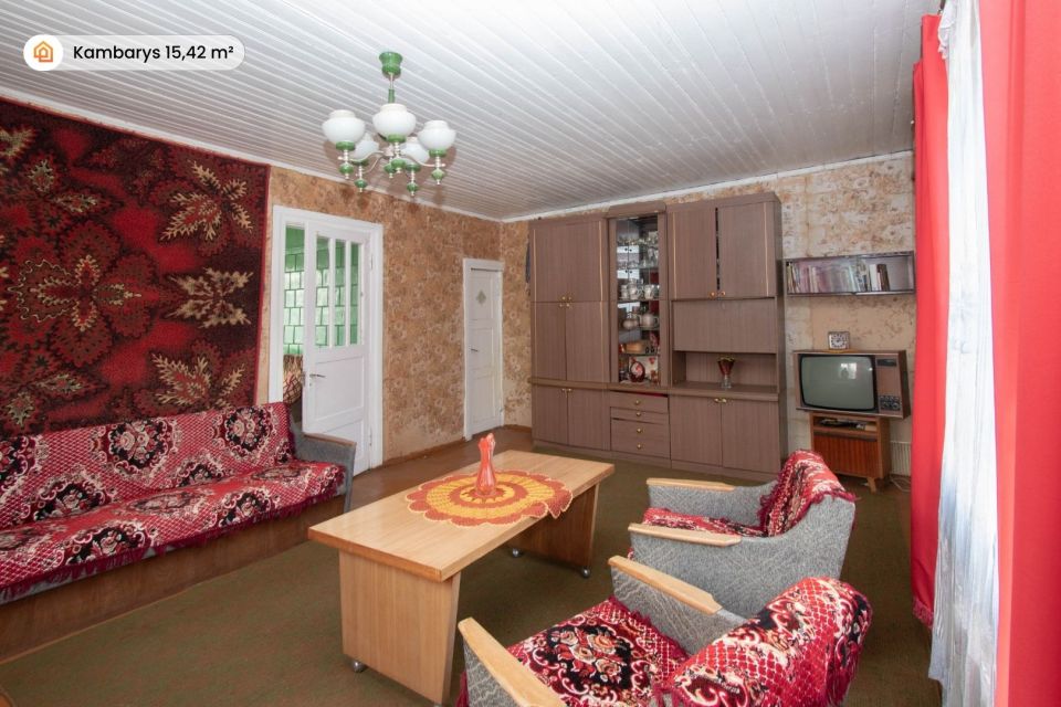 Parduodamas mūrinis gyvenamasis namas Dariaus ir Girėno g., Viek&scaron;niuose, Mažeikių r., su 17 arų žemės sklypu.