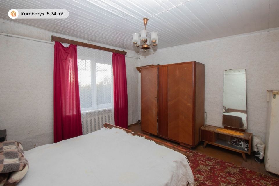 Parduodamas mūrinis gyvenamasis namas Dariaus ir Girėno g., Viek&scaron;niuose, Mažeikių r., su 17 arų žemės sklypu.