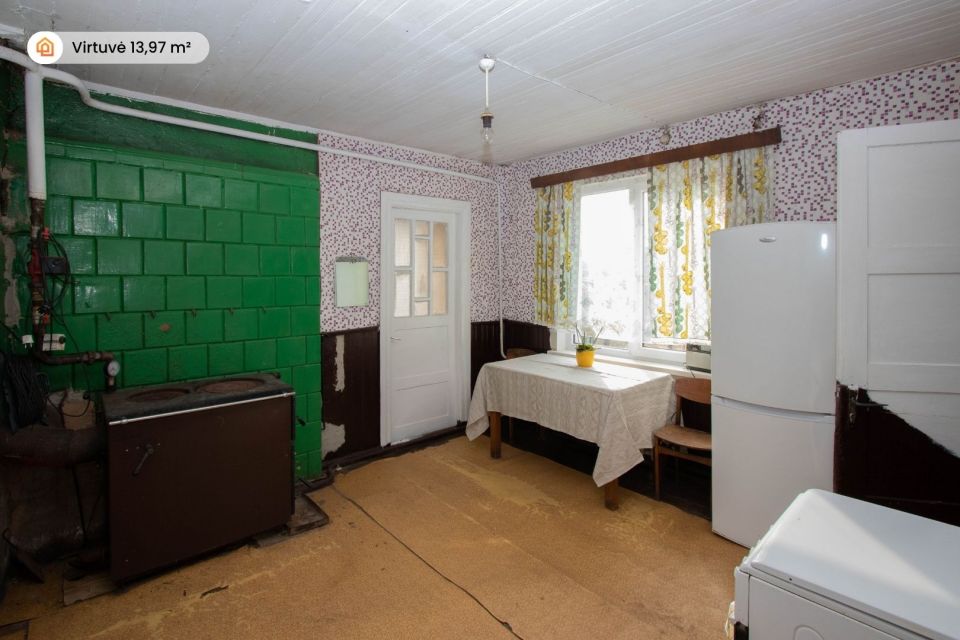 Parduodamas mūrinis gyvenamasis namas Dariaus ir Girėno g., Viek&scaron;niuose, Mažeikių r., su 17 arų žemės sklypu.