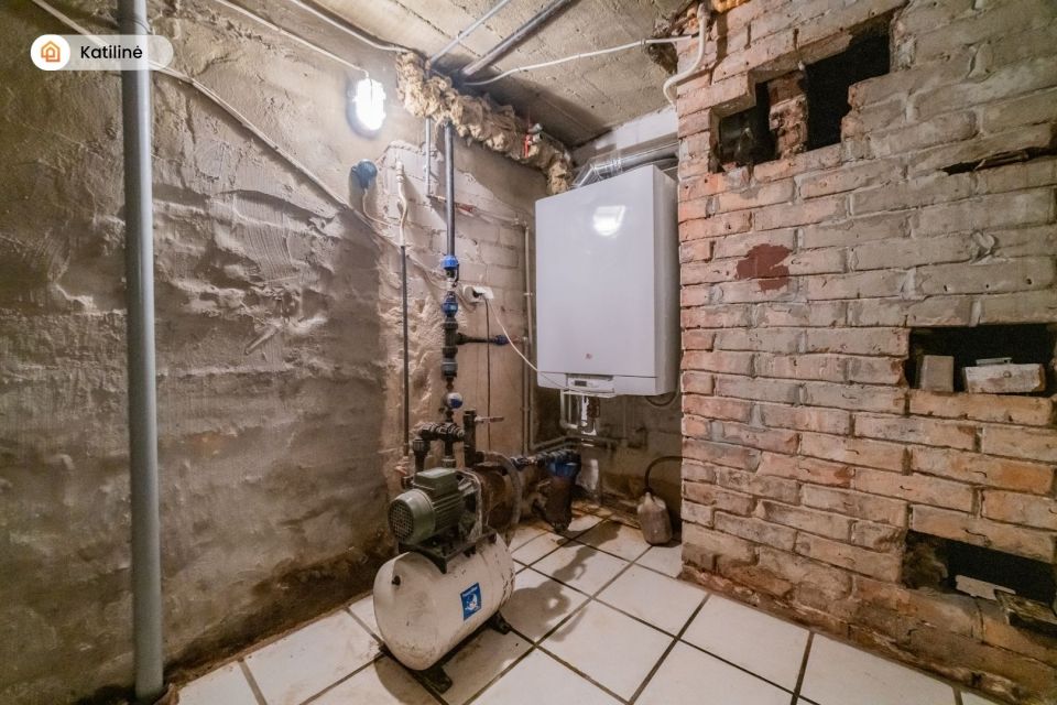 Parduodamas mūrinis namas &scaron;alia Bubių tvenkinio, Piliakalnio g. 8, &Scaron;iaulių r.