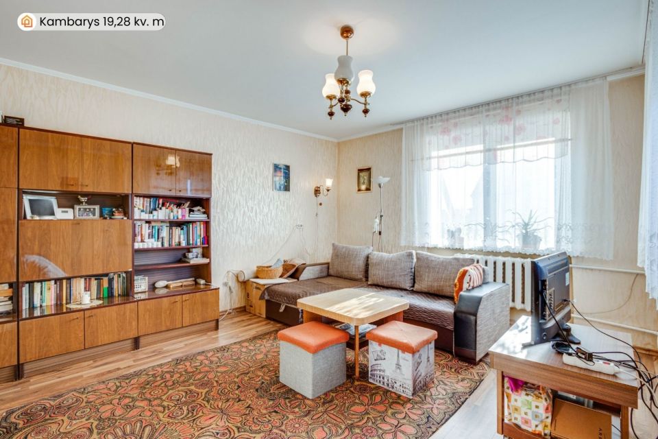 Parduodamas mūrinis namas su 15 arų žemės sklypu Kelmėje, Vakaro g.