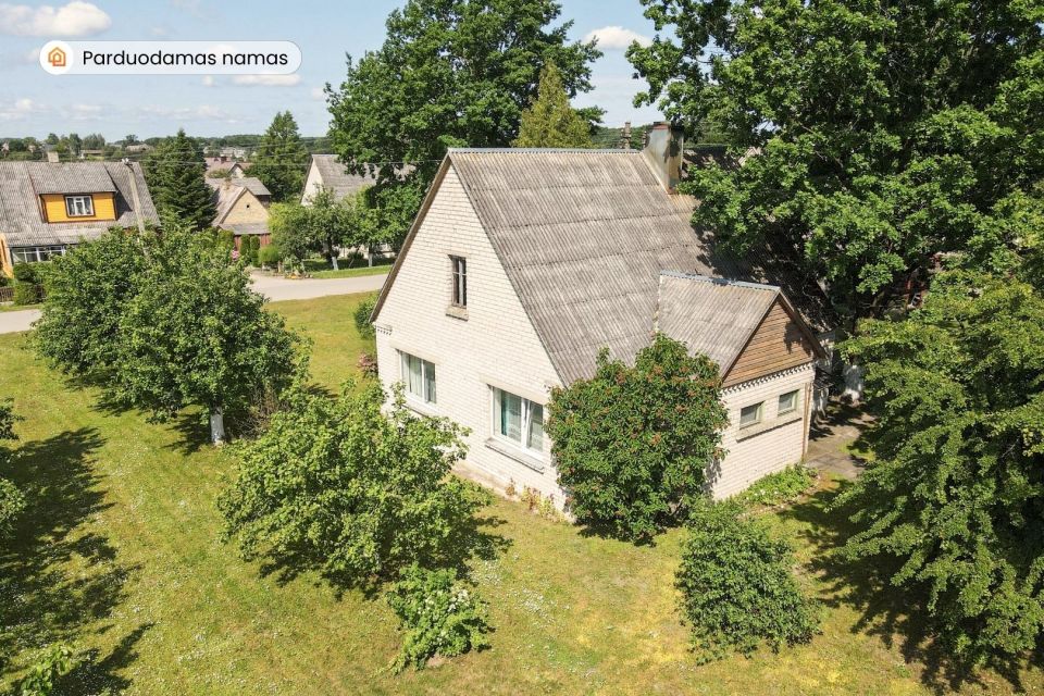 Parduodamas mūrinis namas su 57,06 arų žemės sklypu Kaštonų g., Upynos k., Telšių r.