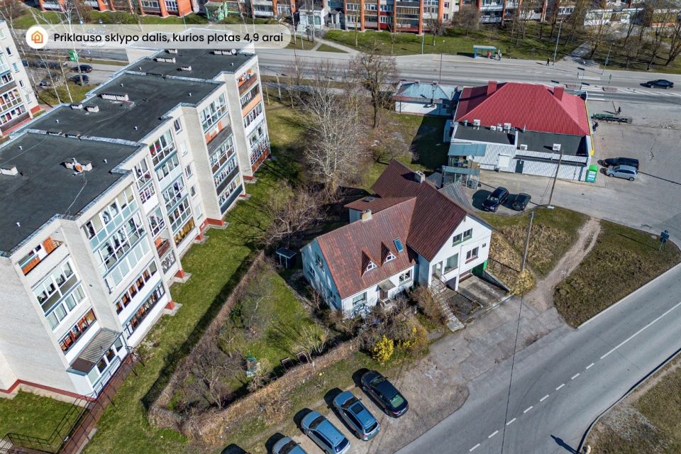 Parduodamas mūrinis namas su garažu, tinkantis verslui, &Scaron;iauliuose, &Scaron;im&scaron;ės mikrorajone, Vilkavi&scaron;kio g. 4