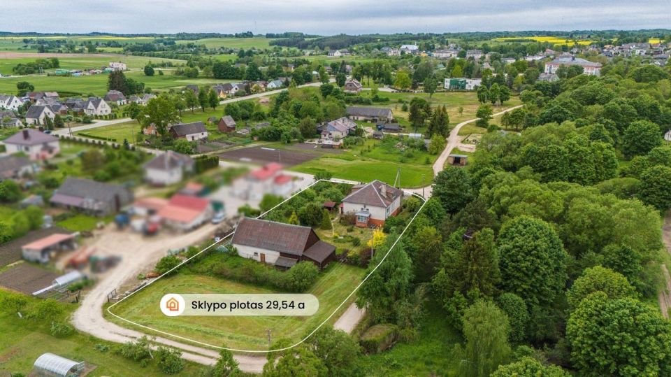 Parduodamas mūrinis namas su ūkiniu pastatu ir 29,54 arų sklypu Užventyje