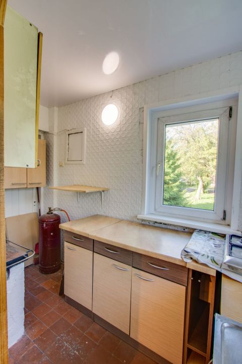 Nauja kaina, geras pasiūlymas. Parduodamas mūrinis sodo namas su 8,13 arų sklypu, Purienos Sodų 1-oji g. 40, Šiauliai.