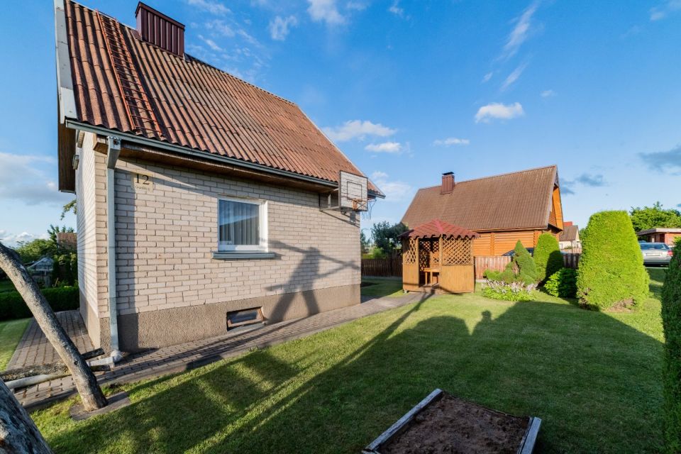 Parduodamas mūrinis sodo namas su 8,39 aro sklypu Gervėnų k., Bubių sen., &Scaron;iaulių r. &ndash; puiki vieta poilsiui gamtos apsuptyje!