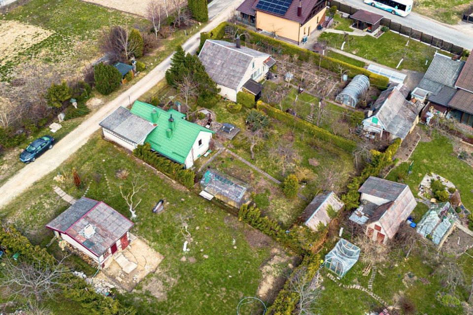 Parduodamas mūrinis sodo namas su sklypu, prie Plungės, Kau&scaron;ėnų k., Kalnų g. 6