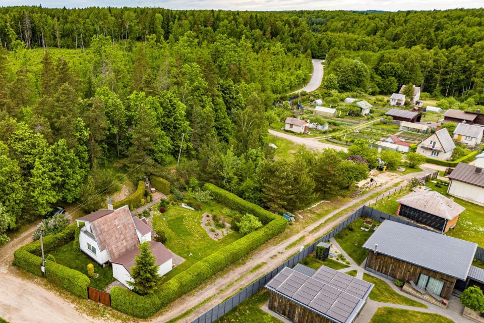 Parduodamas mūrinis sodo namas su sklypu &scaron;alia Tel&scaron;ių, Užgirių k., Ąžuolo sodų 6-oji g. 2
