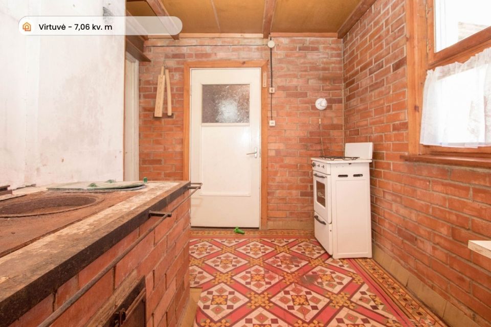 Parduodamas mūrinis sodo namas vieno aukšto su mansarda ir rūsiu, SB "Toliočiai", Tvenkinio g. 47, Toliočių k., Šiaulių r.