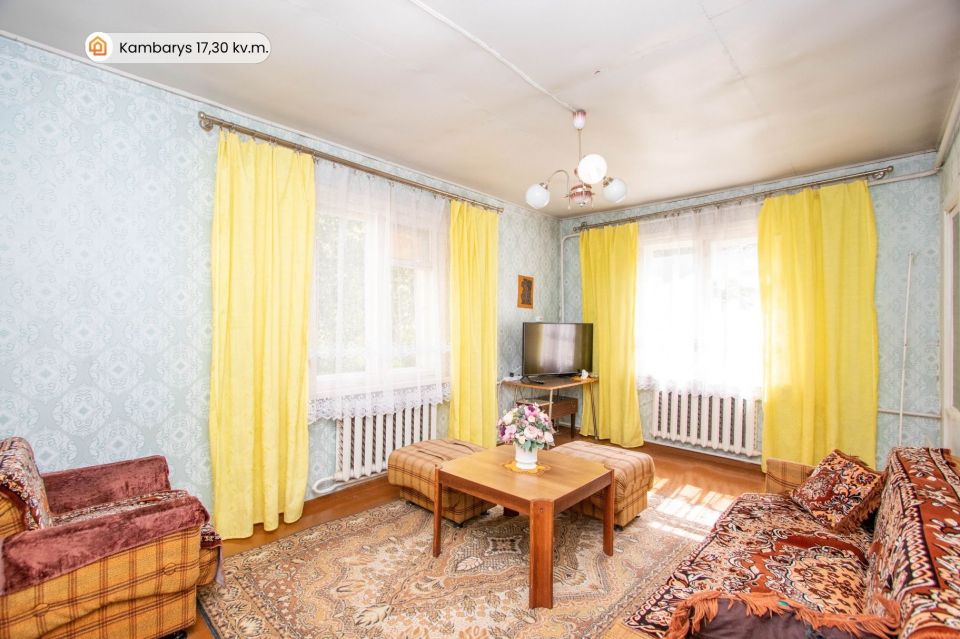 Parduodamas namas ramioje vietoje, Pakruojo rajone, Guostagalio k., Centrinės g. 10