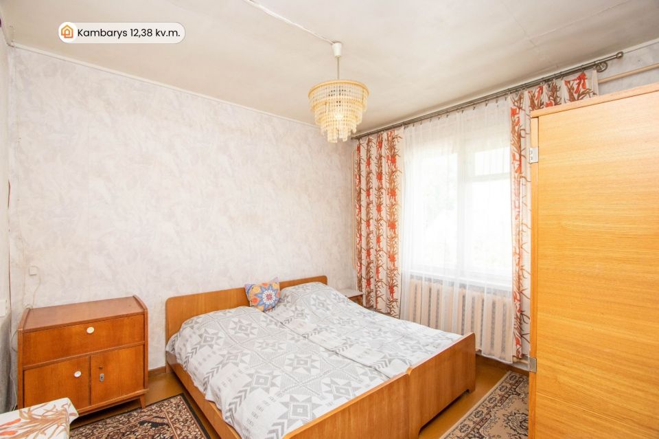 Parduodamas namas ramioje vietoje, Pakruojo rajone, Guostagalio k., Centrinės g. 10
