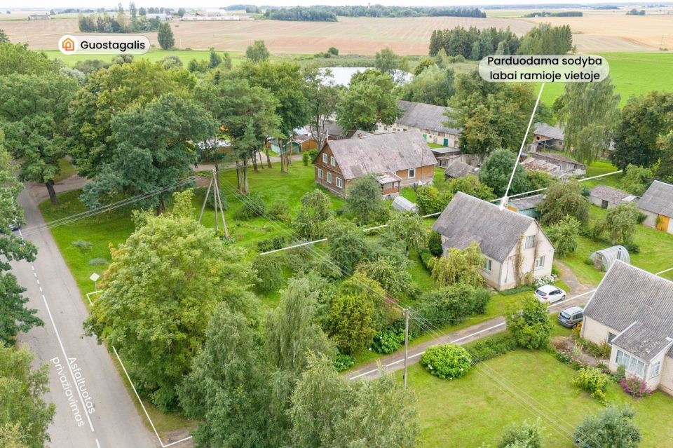 Parduodamas namas ramioje vietoje, Pakruojo rajone, Guostagalio k., Centrinės g. 10
