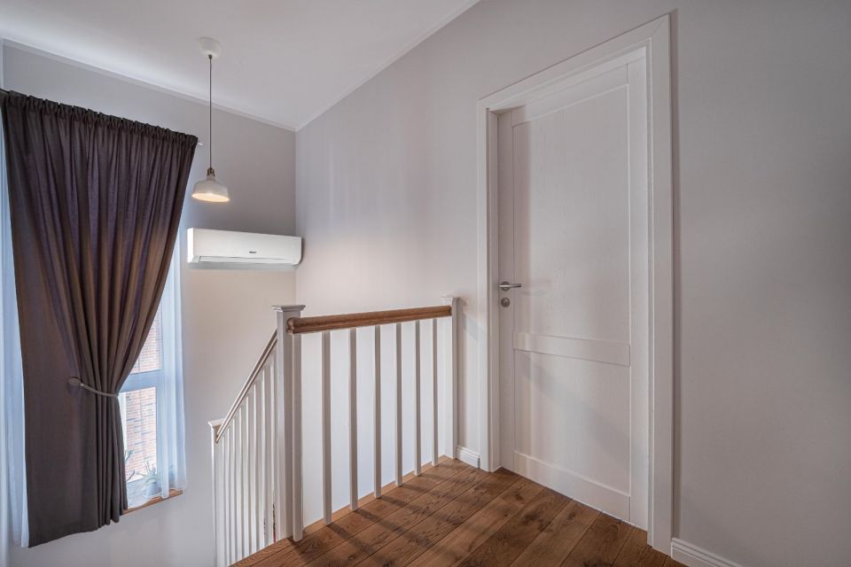 PARDUODAMAS NAMAS KLAIPĖDOS RAJONE - MODERNUS IR JAUKUS ĮSIKŪRĘS  &bdquo;ŽIOGŲ&ldquo; GYVENVIETĖJE, ANSO BRUOŽIO G