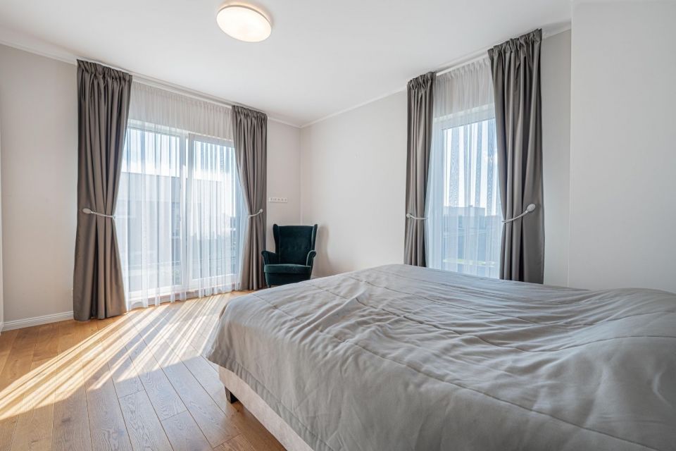 PARDUODAMAS NAMAS KLAIPĖDOS RAJONE - MODERNUS IR JAUKUS ĮSIKŪRĘS  &bdquo;ŽIOGŲ&ldquo; GYVENVIETĖJE, ANSO BRUOŽIO G