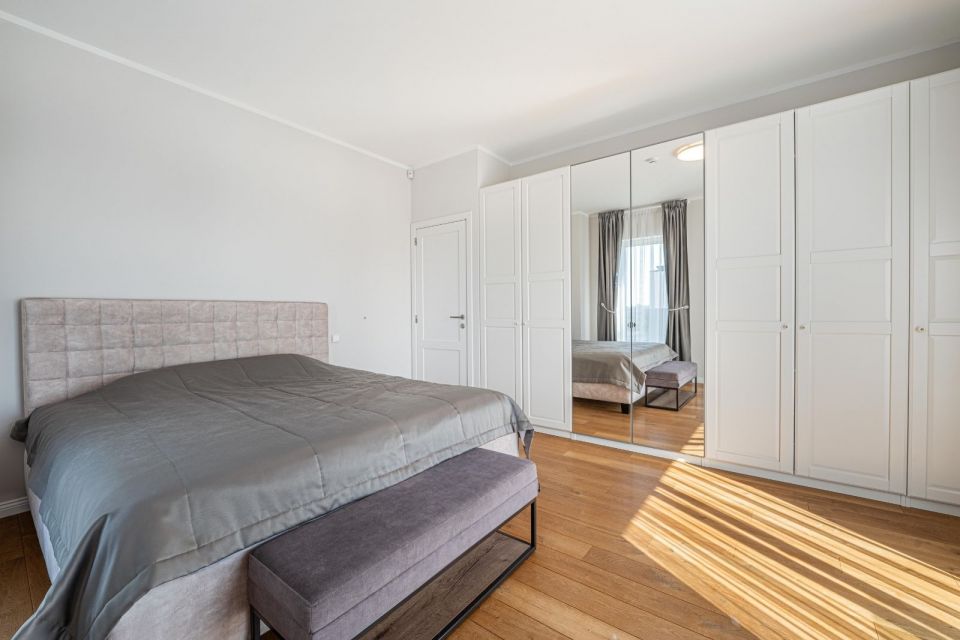 PARDUODAMAS NAMAS KLAIPĖDOS RAJONE - MODERNUS IR JAUKUS ĮSIKŪRĘS  &bdquo;ŽIOGŲ&ldquo; GYVENVIETĖJE, ANSO BRUOŽIO G