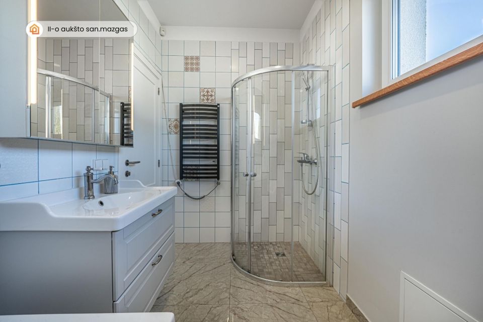 PARDUODAMAS NAMAS KLAIPĖDOS RAJONE - MODERNUS IR JAUKUS ĮSIKŪRĘS  &bdquo;ŽIOGŲ&ldquo; GYVENVIETĖJE, ANSO BRUOŽIO G