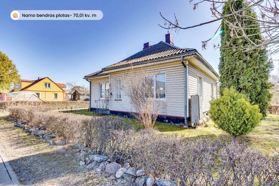 Parduodamas namas &scaron;alia miesto centro Tel&scaron;iuose, Plungės g. 9