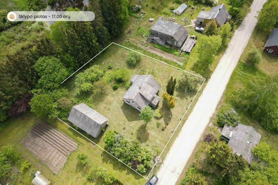 Parduodamas namas šalia tvenkinio Barstyčių miestelio centre, Sedos g. 8, Skuodo r.