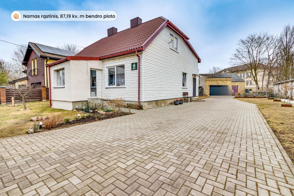Parduodamas namas &Scaron;iauliuose, prie centrinio miesto parko, Dobilo g. 6