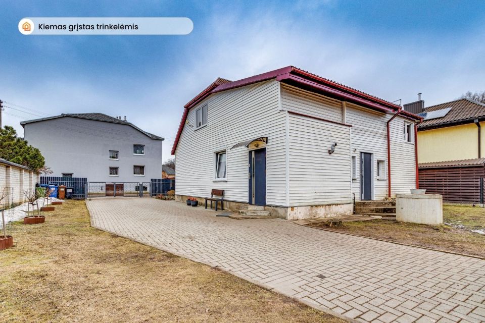 Parduodamas namas &Scaron;iauliuose, prie centrinio miesto parko, Dobilo g. 6