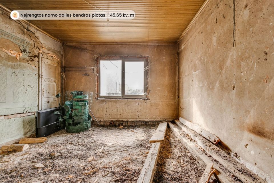 Parduodamas namas &Scaron;iauliuose, prie centrinio miesto parko, Dobilo g. 6