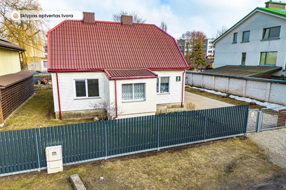 Parduodamas namas &Scaron;iauliuose, prie centrinio miesto parko, Dobilo g. 6