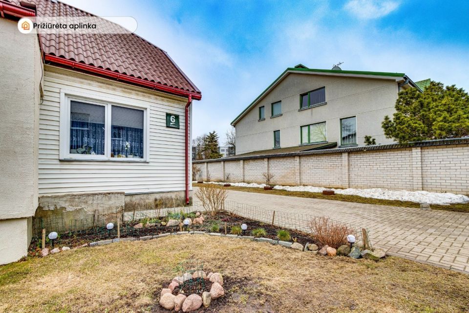 Parduodamas namas &Scaron;iauliuose, prie centrinio miesto parko, Dobilo g. 6